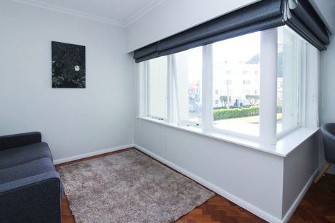 Photo of property in Rehutai Flats, 268u4 Oriental Parade, Oriental Bay, Wellington, 6011