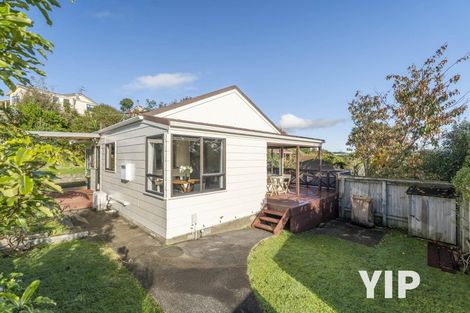 Photo of property in 30 Guadeloupe Crescent, Grenada Village, Wellington, 6037