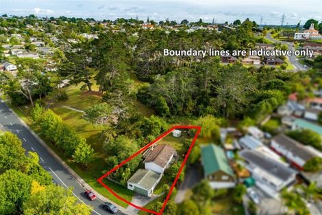 Photo of property in 90 Kemp Road, Massey, Auckland, 0614