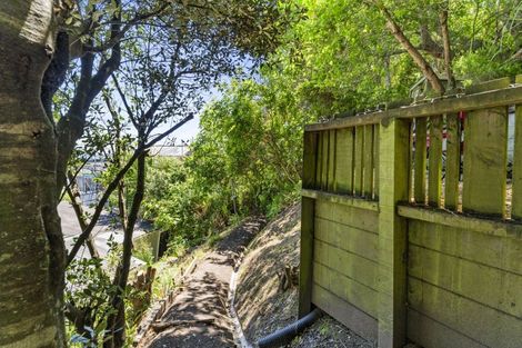 Photo of property in 74 Mana Esplanade, Paremata, Porirua, 5026