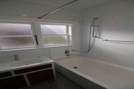 Photo of property in 40 Woodland Road, Johnsonville, Wellington, 6037