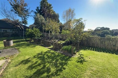 Photo of property in 89 Wairau Road, Oakura, 4314