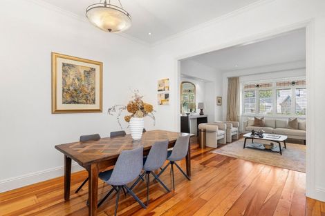 Photo of property in 5 Clarence Road, Northcote Point, Auckland, 0627