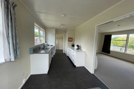 Photo of property in 6 Holdsworth Avenue, Milson, Palmerston North, 4414