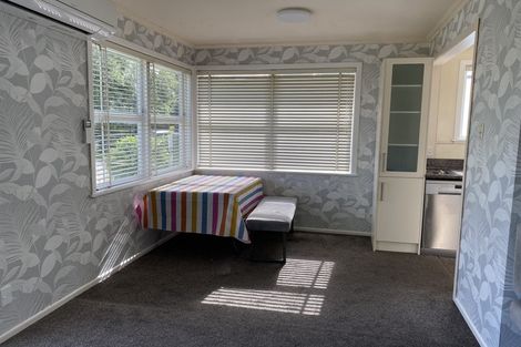 Photo of property in 8 Gadsby Place, Hamilton East, Hamilton, 3216