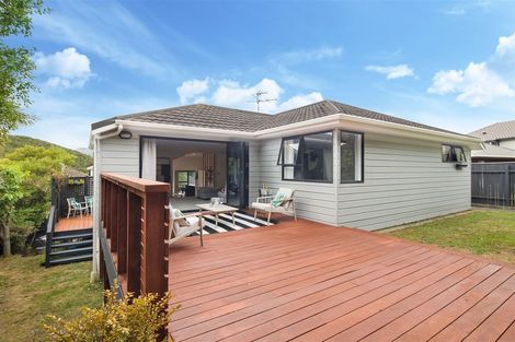 Photo of property in 7 Longmont Terrace, Churton Park, Wellington, 6037
