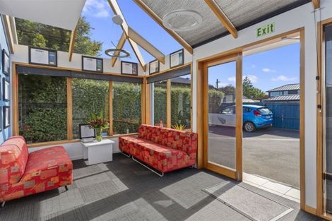Photo of property in 4 Whitmore Street, Edgeware, Christchurch, 8013