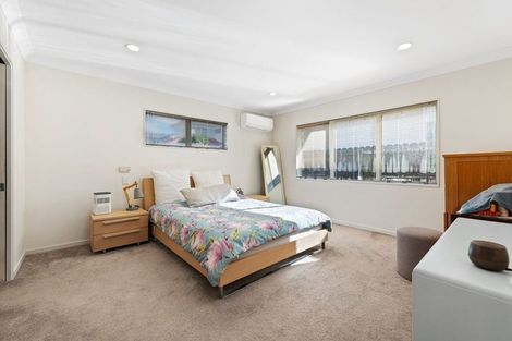 Photo of property in 1/15 Penruddocke Road, Half Moon Bay, Auckland, 2012