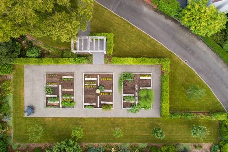 Photo of property in 4 Sierra Court, Roslyn, Palmerston North, 4414
