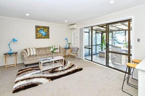 Photo of property in 4/86 Carruth Road, Papatoetoe, Auckland, 2025