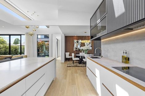 Photo of property in 32 Queens Avenue, Merivale, Christchurch, 8014