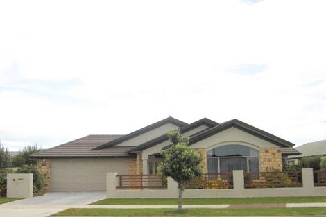Photo of property in 608 Grenada Street, Papamoa Beach, Papamoa, 3118