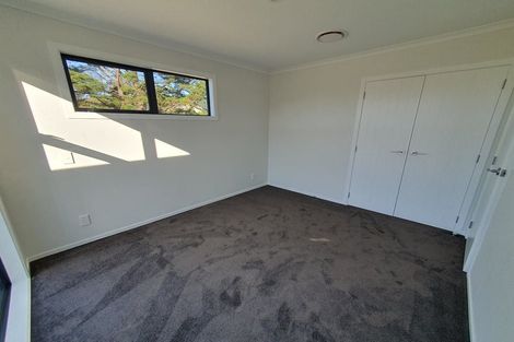 Photo of property in 1 Koreke Close, Kenepuru, Porirua, 5022