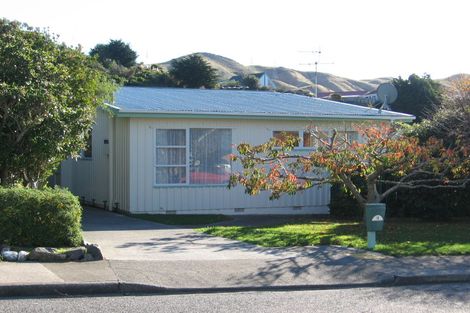 Photo of property in 19 Cranwell Street, Churton Park, Wellington, 6037