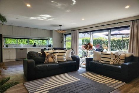 Photo of property in 19 Farnborough Way, Rolleston, 7615