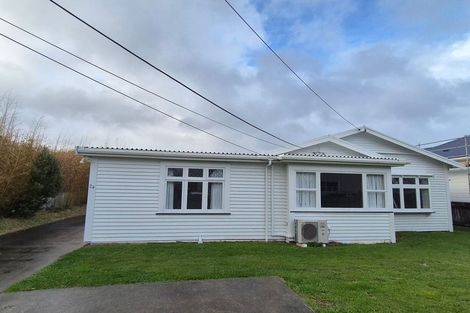 Photo of property in 24 Stone Street, Miramar, Wellington, 6022