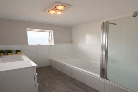 Photo of property in 20 Mascot Avenue, Mangere, Auckland, 2022