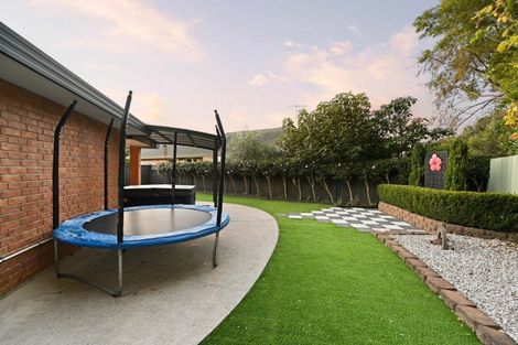 Photo of property in 13 Makepeace Place, Flagstaff, Hamilton, 3210