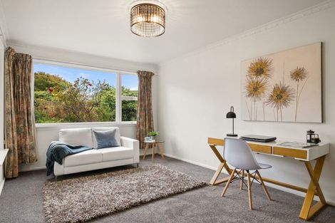 Photo of property in 16 Ilfracombe Place, Burnside, Christchurch, 8053