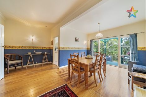 Photo of property in 1 Woodvale Grove, Fairfield, Lower Hutt, 5011