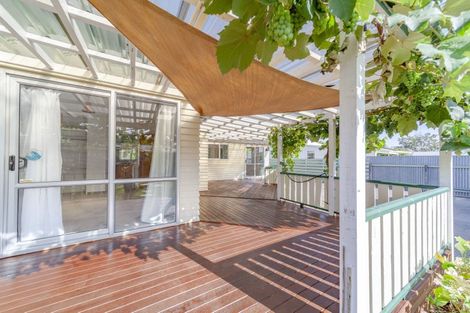 Photo of property in 174 Guppy Road, Taradale, Napier, 4112