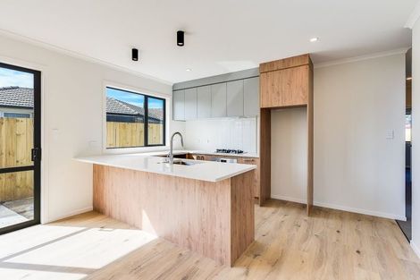 Photo of property in 27u3 Norman Street, Nawton, Hamilton, 3200