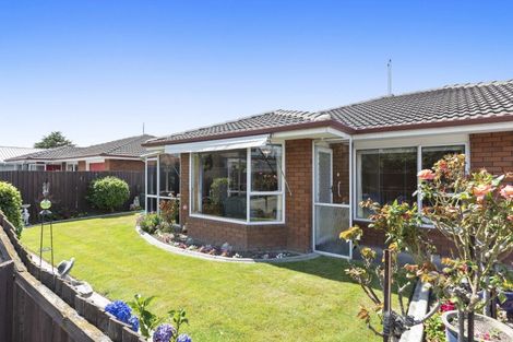 Photo of property in 18 Moffett Street, Islington, Christchurch, 8042