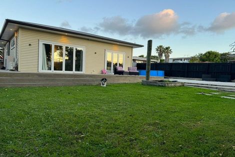 Photo of property in 214b Birkdale Road, Birkdale, Auckland, 0626