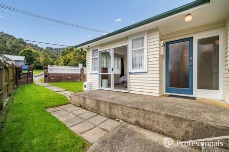 Photo of property in 1/102 Horoeka Street, Stokes Valley, Lower Hutt, 5019