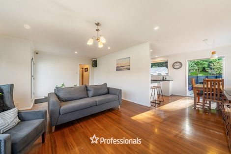 Photo of property in 14 Pinehaven Road, Pinehaven, Upper Hutt, 5019