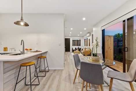 Photo of property in 79a Granville Drive, Massey, Auckland, 0614