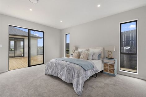 Photo of property in 61 Symes Drive, Red Beach, 0932