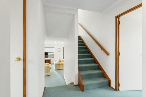 Photo of property in 8 Surrey Lane, Glenview, Hamilton, 3206