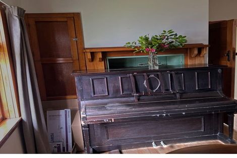 Photo of property in 136 Peel Street, Westport, 7825