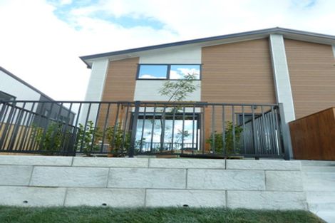 Photo of property in 2/41 Kervil Avenue, Te Atatu Peninsula, Auckland, 0610