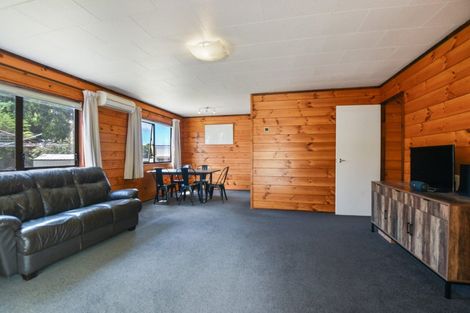 Photo of property in 2 Bay Grove, Pukehangi, Rotorua, 3015