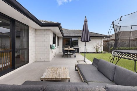 Photo of property in 5 Oka Street, Papamoa Beach, Papamoa, 3118