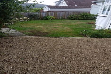 Photo of property in 62 Creswick Terrace, Northland, Wellington, 6012