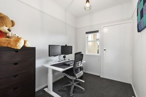 Photo of property in 78 Naenae Road, Naenae, Lower Hutt, 5011