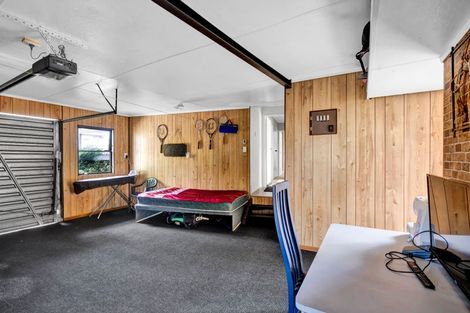 Photo of property in 16 Ropata Street, Hawera, 4610