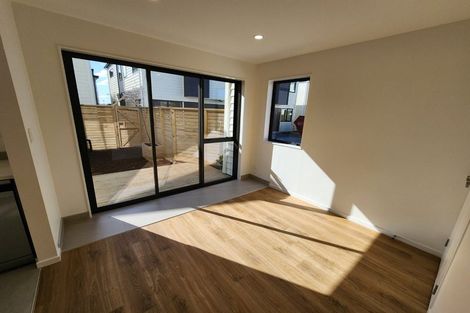 Photo of property in 9/25 Manse Road, Pahurehure, Papakura, 2113