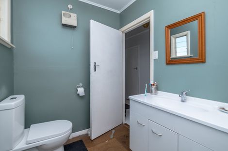 Photo of property in 17 Costley Street, Carterton, 5713