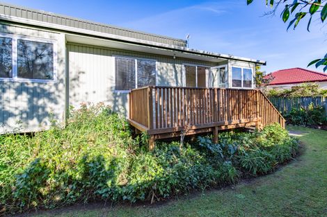 Photo of property in 85 Palmers Road, New Brighton, Christchurch, 8083