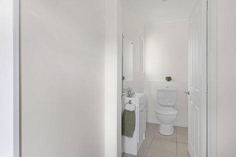 Photo of property in 316a Main Road, Tawa, Wellington, 5028