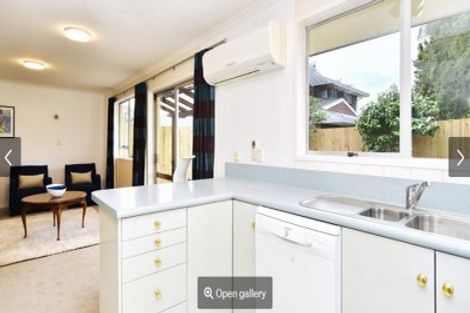 Photo of property in 10 Rachel Place, Avonhead, Christchurch, 8042