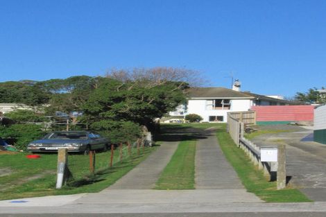 Photo of property in 31 Mahinawa Street, Takapuwahia, Porirua, 5022