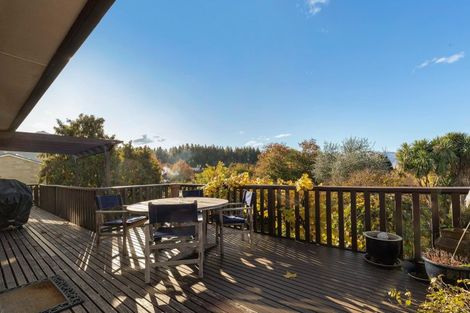 Photo of property in 10 Heuchan Lane, Wanaka, 9305
