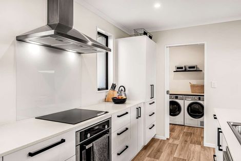 Photo of property in 36 Palliser Place, Milson, Palmerston North, 4414