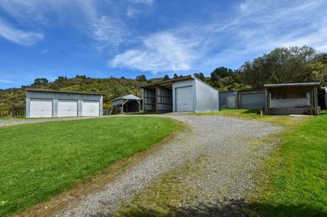 Photo of property in 71 Hoeke Road, Carrington, Carterton, 5791