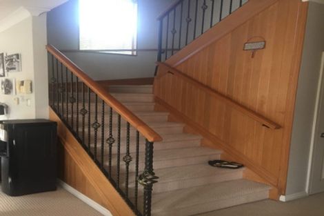 Photo of property in 14 Kaseng Place, East Tamaki Heights, Auckland, 2016